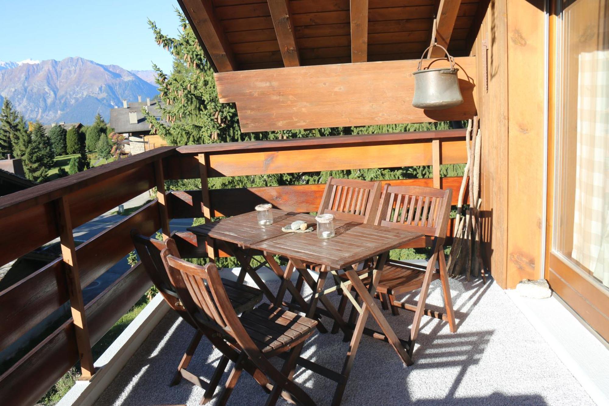 Rodasia Verbier Camera foto